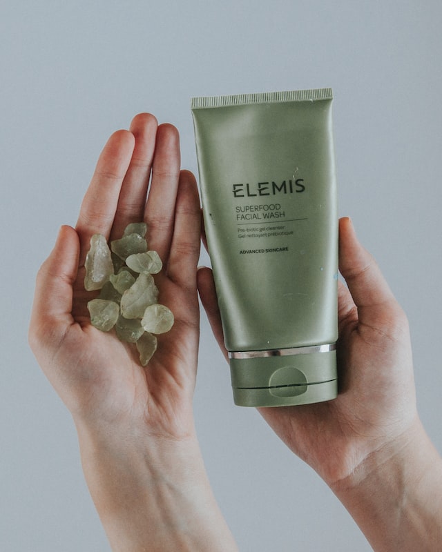 De-Tan Face Gel I Aloe Vera & Turmeric